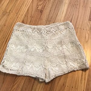 NWOT BARIII Cream Crochet Shorts barIII Size S
